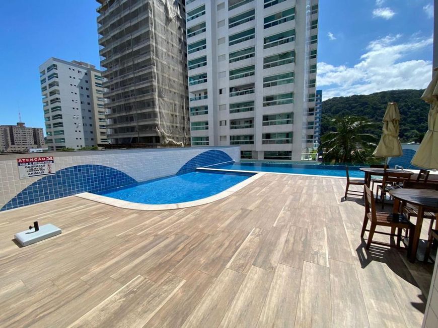 Apartamento para venda tem 162 metros quadrados com 4 quartos em Balneário Gaivota - Itanhaém - SP