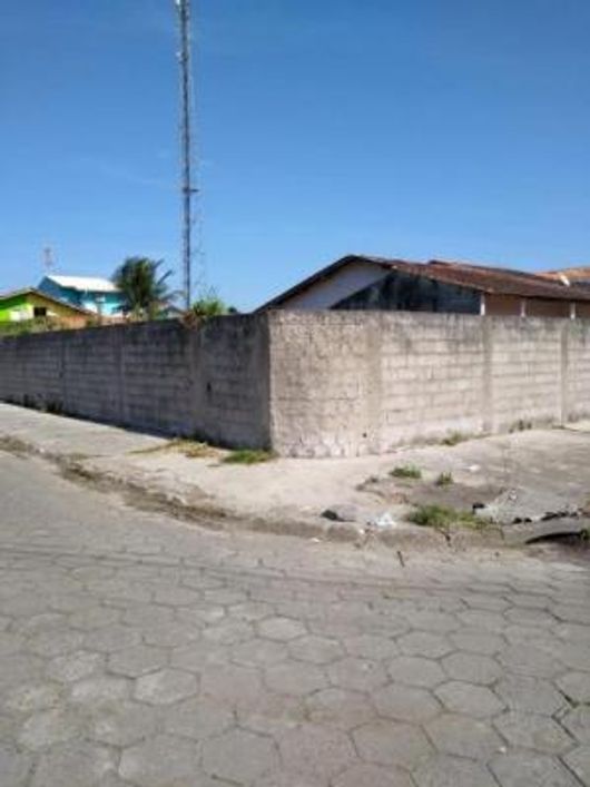 VENDE-SE TERRENO LADO PRAIA COM 360M² NO BAIRRO BELAS ARTES EM ITANHAEM