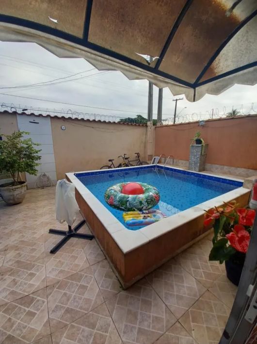 Casa para venda possui 48 metros quadrados com 2 quartos em São João - Itanhaém - SP