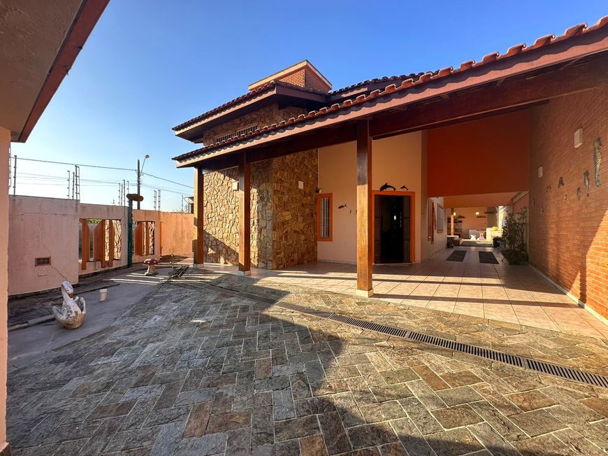 Casa com 5 quartos e piscina Jardim Grandesp - Itanhaém - SP