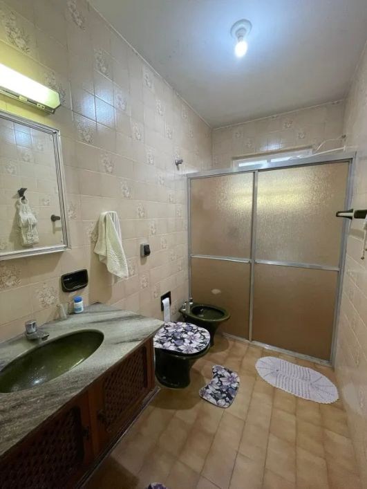 Linda Casa lado Praia com Piscina em Itanhaém