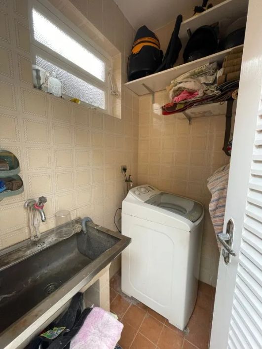 Linda Casa lado Praia com Piscina em Itanhaém