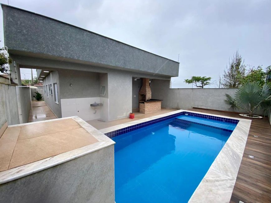 Casa para Venda no bairro Santa Julia, localizada na cidade de Itanhaém/SP.