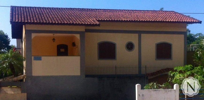 Casa à venda com 4 quartos no bairro Praia dos Sonhos