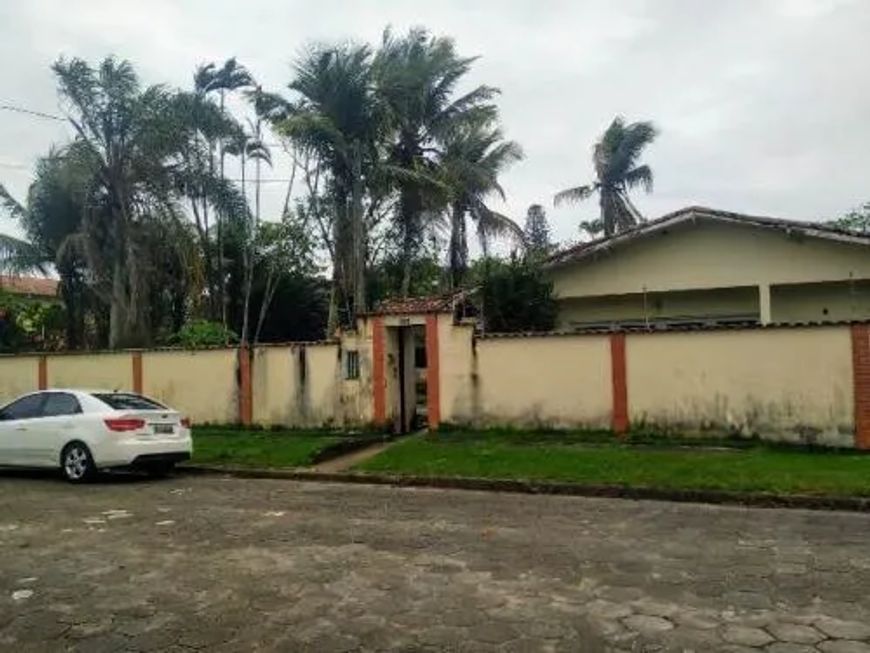 Casa para Venda em Itanhaém, Loty, 3 dormitórios, 1 suíte, 2 banheiros, 8 vagas