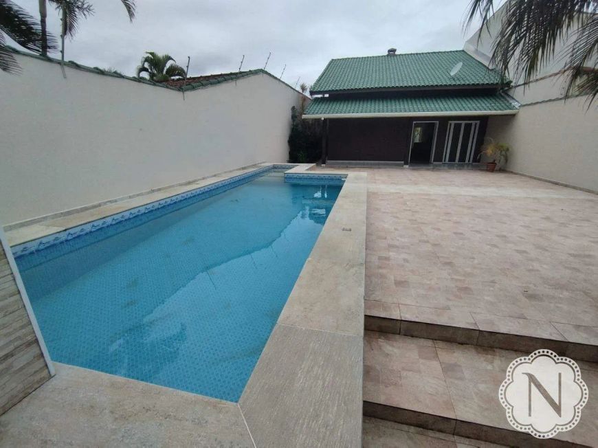 Casa à venda com 3 quartos no bairro Cibratel