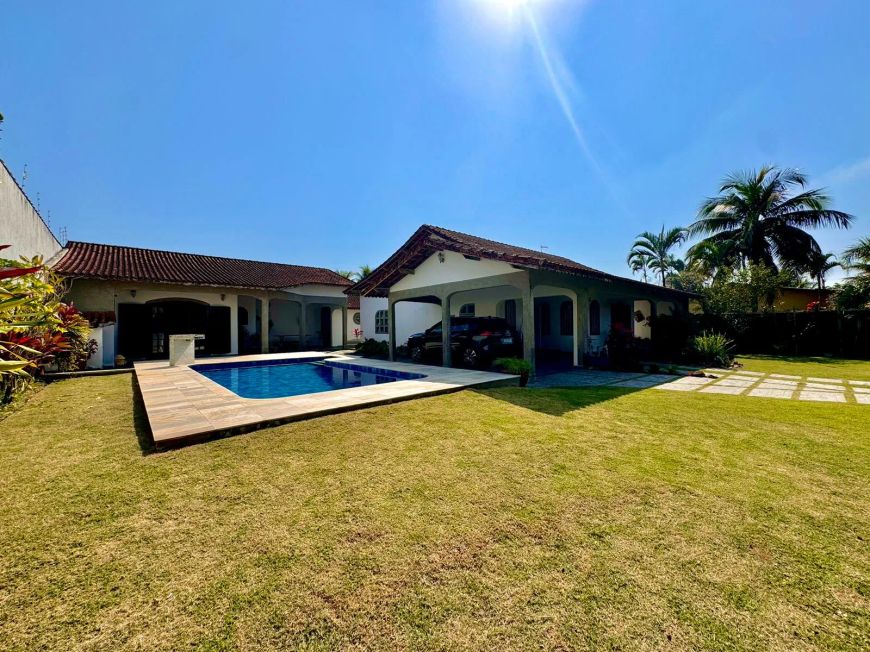Casa para venda com 3 quartos em Jardim Grandesp - Itanhaém - SP