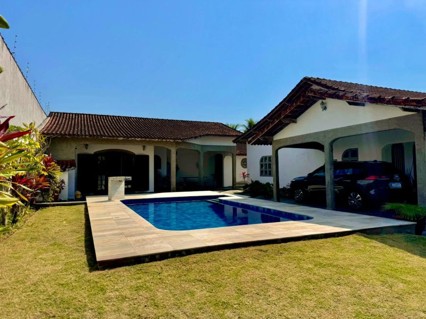 Casa para venda com 3 quartos em Jardim Grandesp - Itanhaém - SP