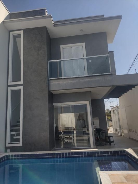 Sobrado para venda com 2 quartos em Jardim Regina - Itanhaém - SP