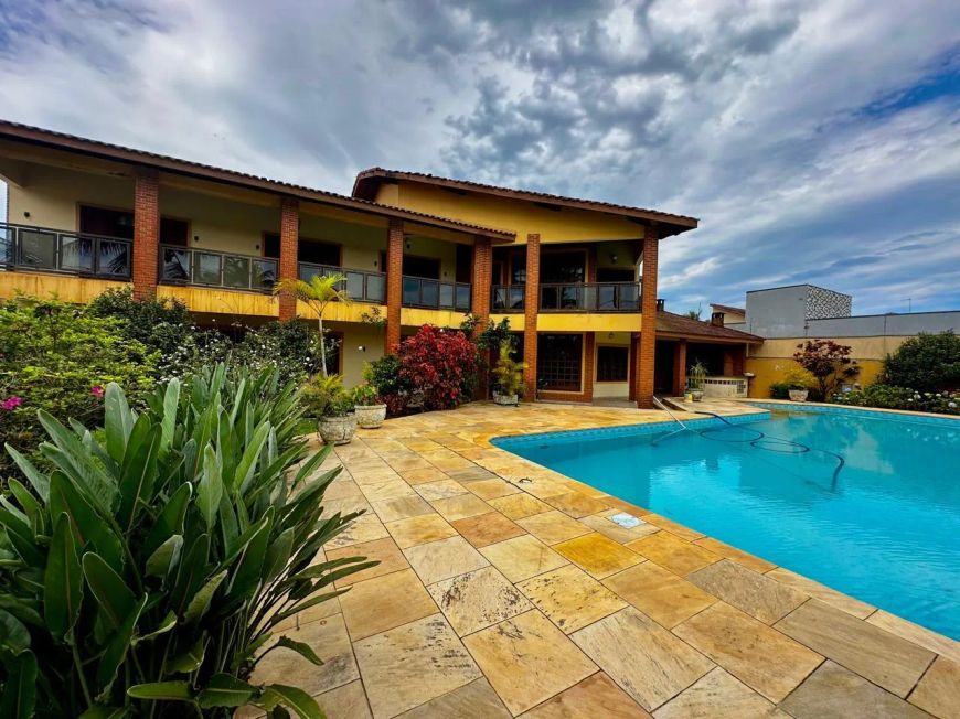 Casa para venda com 6 quartos em Jardim Grandesp - Itanhaém - SP