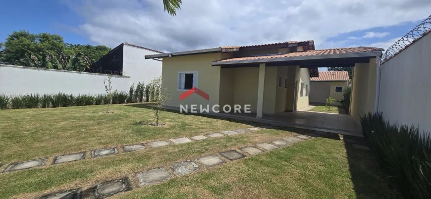 Casa em Rua Mathias de Almeida - Sabaúna - Itanhaém/SP