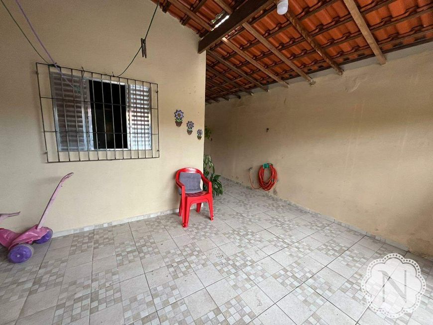Casa à venda com 2 quartos no bairro Ivoty