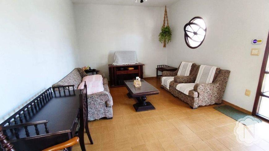 Casa à venda com 3 quartos no bairro Savoy