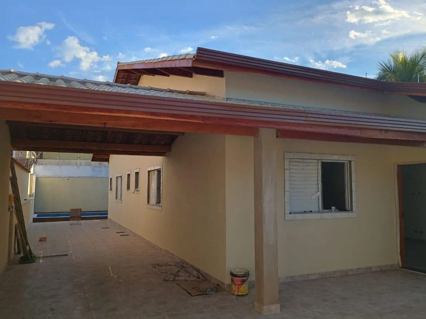 Casa para Venda em Itanhaém, Tupy, 3 dormitórios, 1 suíte, 1 banheiro, 5 vagas