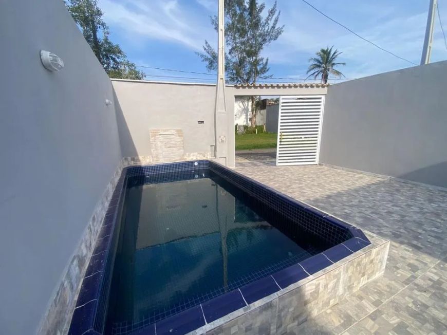 Casa para Venda em Itanhaém, São Fernando, 2 dormitórios, 1 suíte, 1 banheiro, 2 vagas