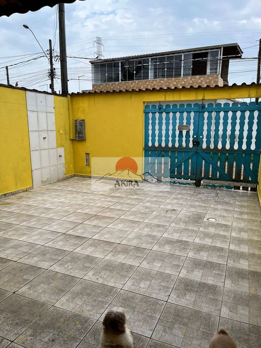 Vendo casa 2 dms 1 suite esquina no Jd Suarão!!