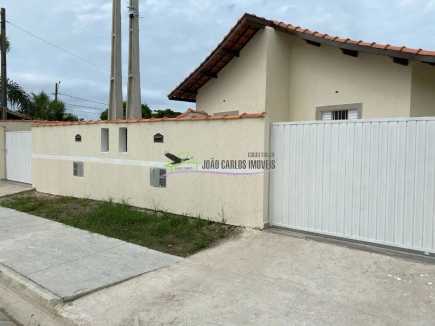 Casa à venda no Parque Augusto: 2 quartos, 1 sala, 1 banheiro, 4 vagas de garagem, 60,00 m² de área.