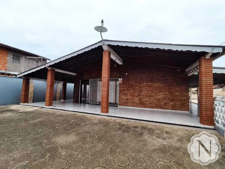 Casa à venda com 5 quartos no bairro Savoy