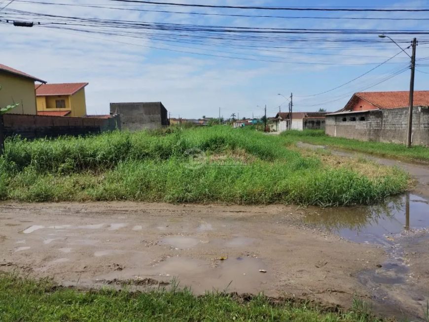 Terreno à venda na Estancia Balnearia de Itanhaem em Itanhaém