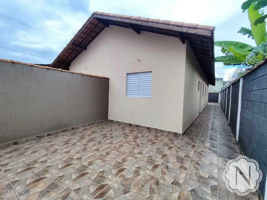 Casa à venda com 2 quartos no bairro Nova Itanhaém