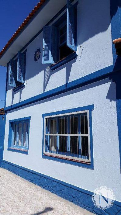 Sobrado à venda com 4 quartos no bairro Praia dos Sonhos