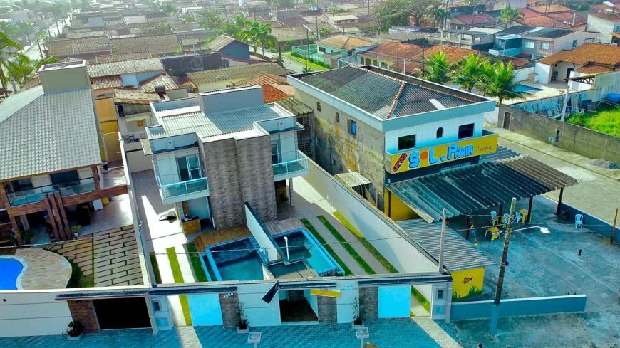 Casa para Venda em Itanhaém, Regina, 3 dormitórios, 1 suíte, 2 banheiros, 4 vagas