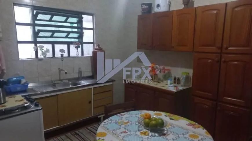 Casa para Venda em Itanhaém, Jardim Corumbá, 3 dormitórios, 1 suíte, 1 banheiro, 8 vagas