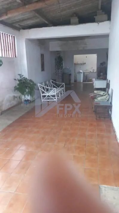Casa para Venda em Itanhaém, Jardim Corumbá, 3 dormitórios, 1 suíte, 1 banheiro, 8 vagas