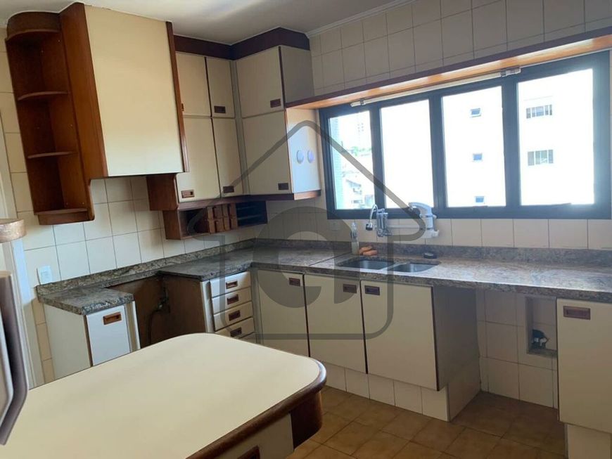 Imóvel de Luxo na Vila Clementino: Apartamento com 3 quartos, 1 suíte, 2 vagas de garagem - São Paul