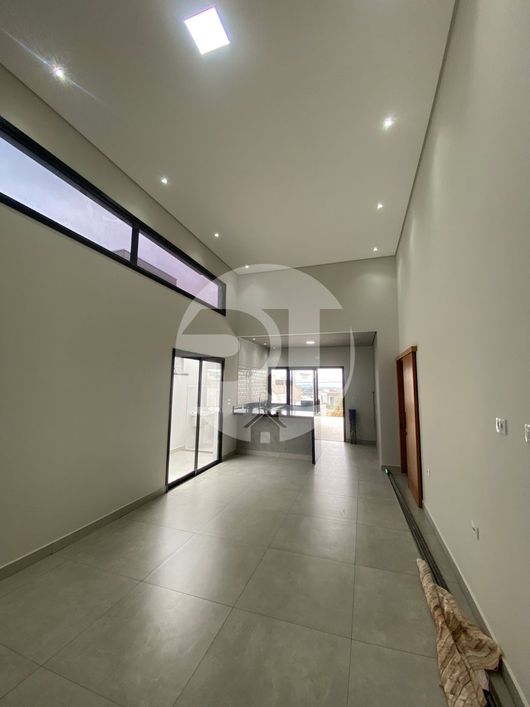 Casa a venda no Condomínio Reserva do Vale em Caçapava - SP