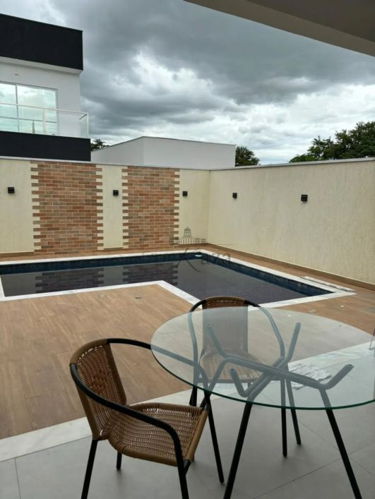 Casa em Condomínio - Caçapava - Jardim Terras do Vale - Condomínio Terras do Vale - 3 Dormitórios -