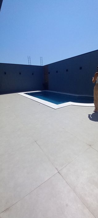 Casa de condomínio sobrado para venda possui 224 metros quadrados com 3 quartos