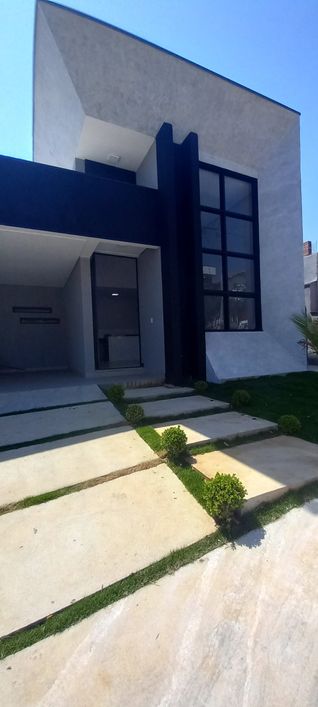 Casa de condomínio sobrado para venda possui 224 metros quadrados com 3 quartos