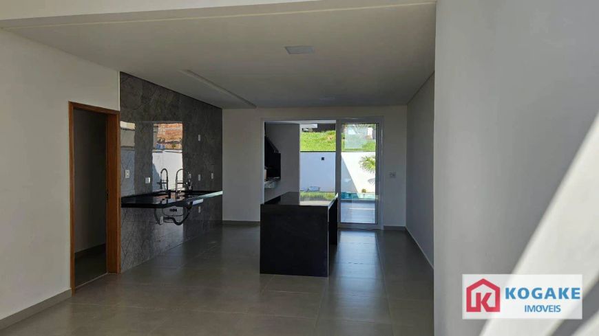 Casa com 3 dormitórios à venda, 150 m² por R$ 1.170.000,00 - Condomínio Terras do Vale - Caçapava/SP