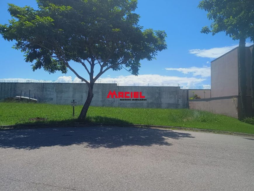 Terreno Condomínio em Caçapava