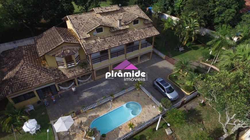Chácara com 4 dormitórios à venda, 2000 m² por R$ 1.950.000 - Sapé I - Caçapava/SP