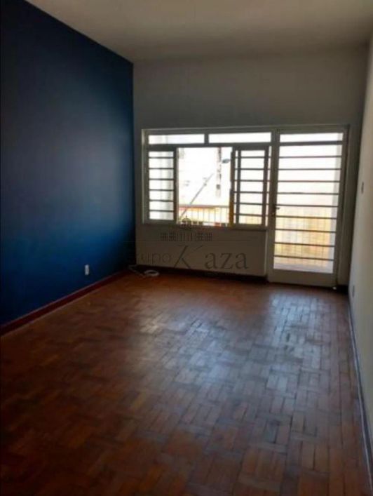 Casa Padrão em Caçapava
