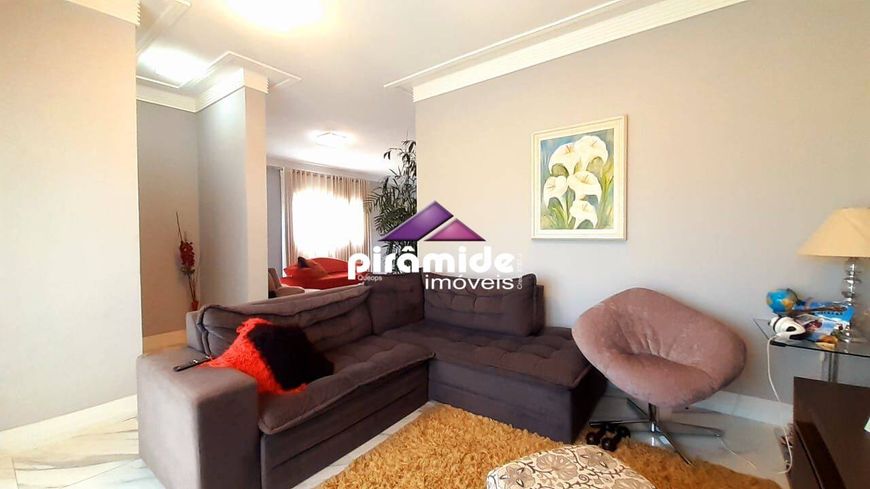 Casa com 6 dormitórios à venda, 275 m² por R$ 1.250.000 - Condomínio Terras do Vale - Caçapava/SP