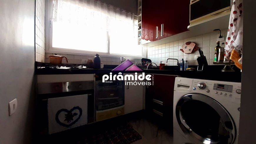 Casa com 6 dormitórios à venda, 275 m² por R$ 1.250.000 - Condomínio Terras do Vale - Caçapava/SP