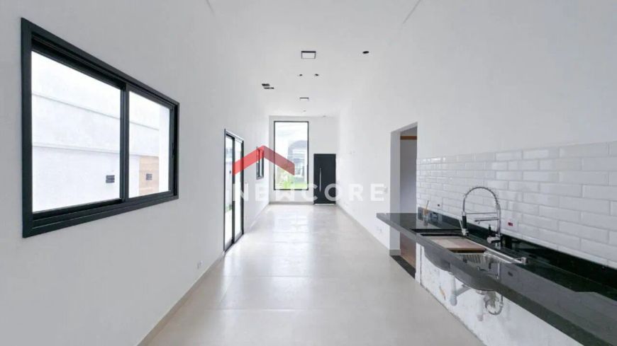Casa de condomínio em Rua Douce Noire - Residencial Colinas - Caçapava/SP