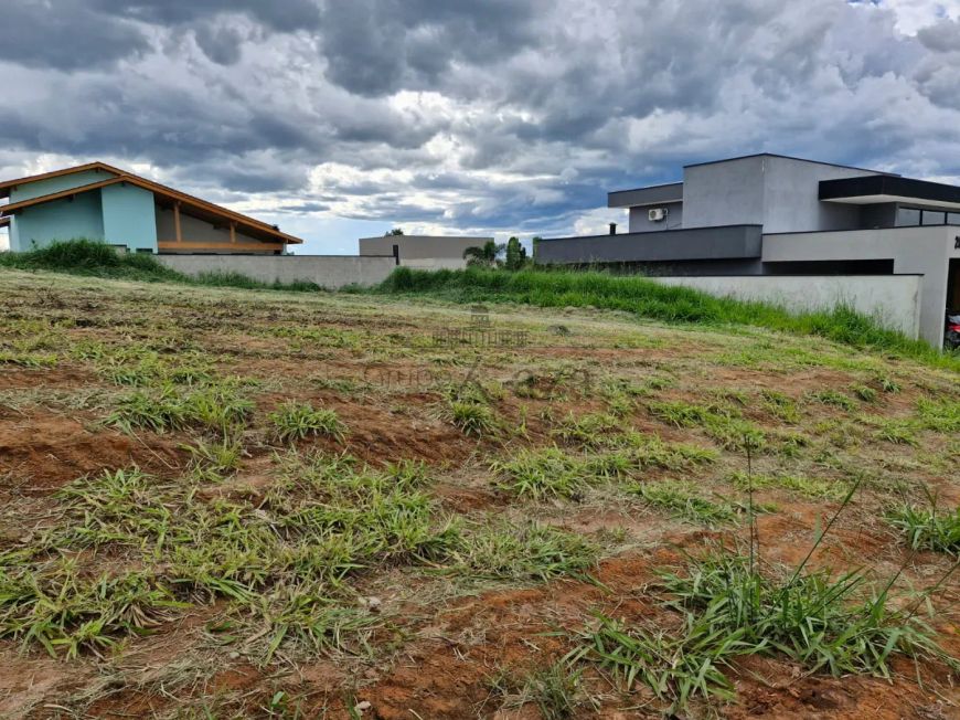 Oportunidade - Terreno em Condomínio - Condomínio Eco Park Bourbon - 540m² - Estuda Permuta
