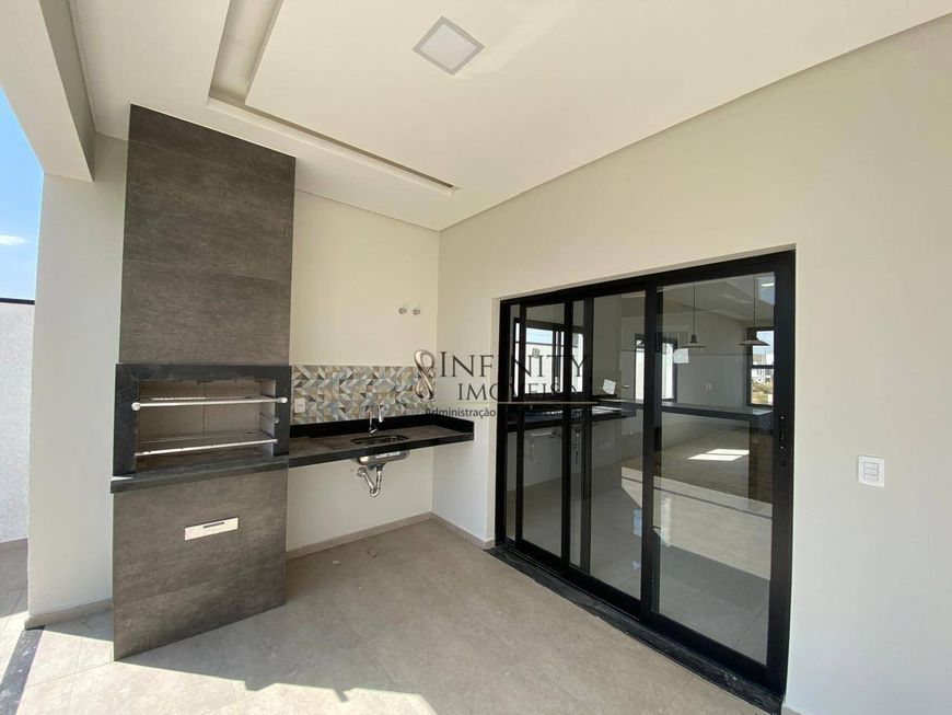 Sobrado com 3 dormitórios à venda, 180 m² por R$ 990.000 - Condomínio Malibú - Caçapava/SP