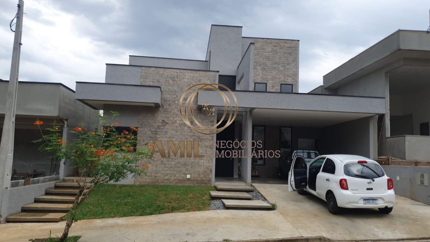 Excelente Casa Térrea no Condomínio Terras do Vale em Caçapava