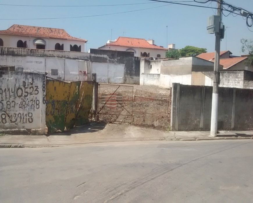 Terreno Comercial a Venda no Centro em Caçapava