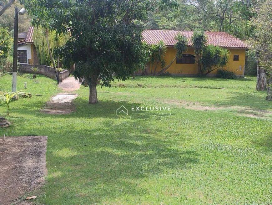 Chácara com 3 suítes à venda, 2600 m² por R$ 850.000 - Zona Rural - Caçapava/SP