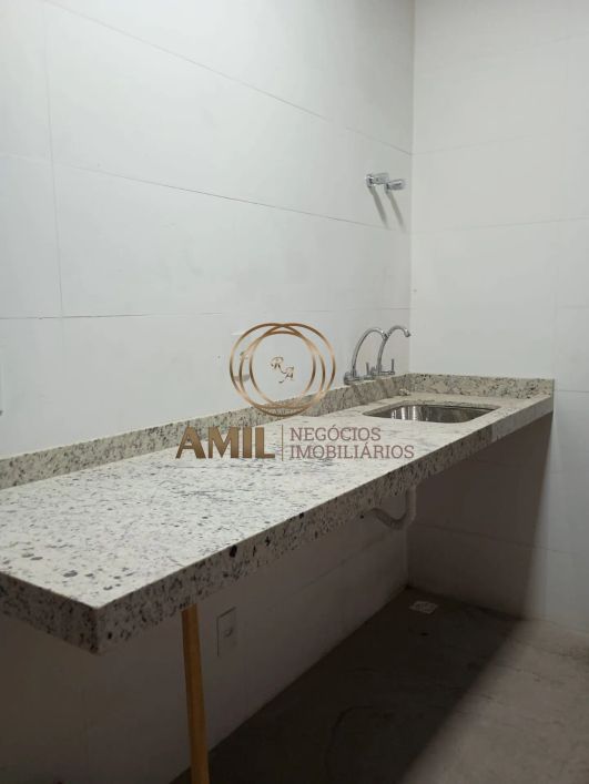 Casa Condomínio / 3 Dormitórios, sendo 1 suíte / 150m² A/C 300m² A/T / terras do vale - Caçapava - S