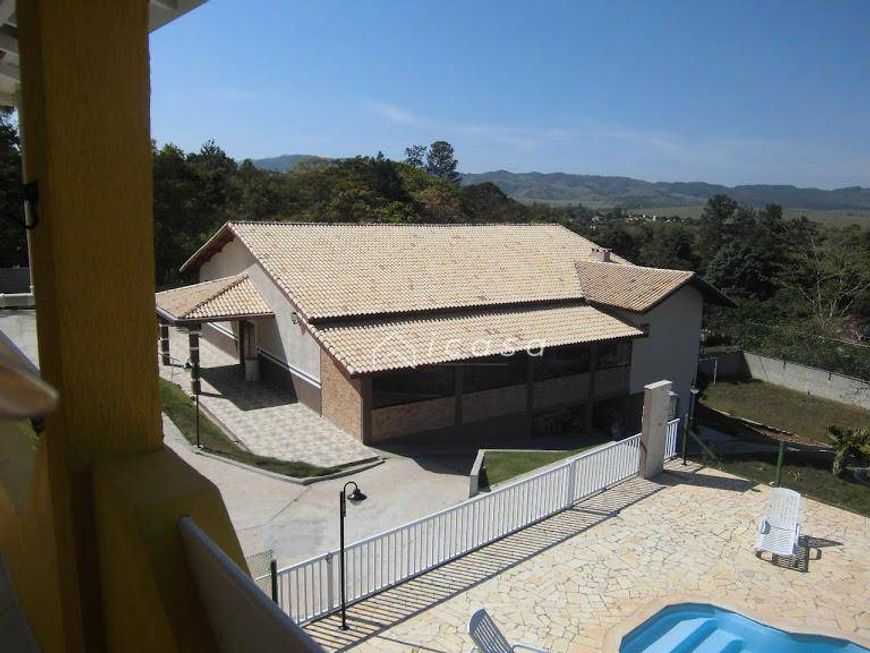 Chácara com 4 dormitórios à venda, 3480 m² por R$ 1.580.000,00 - Guamirim - Caçapava/SP