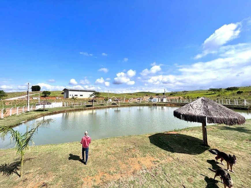 Chácara com 3 dormitórios à venda, 7000 m² por R$ 1.300.000,00 - Tataúba - Caçapava/SP