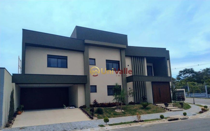Belíssima Casa no Residencial Malibu em Caçapava
