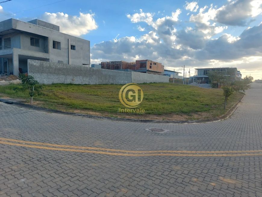 Terreno no Condomínio Ecopark Bourbon de 586 m² - Caçapava